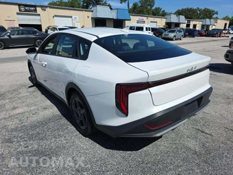 2025 Kia K4 LXS - miniatura 2