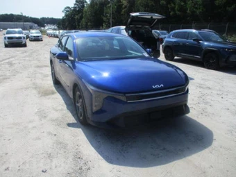 2025 Kia K4 LXS - miniatura 4