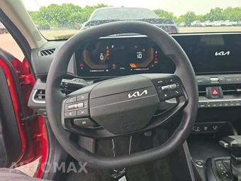 2025 Kia K4 LXS - miniatura 10