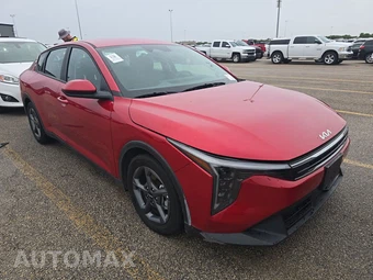 2025 Kia K4 LXS - miniatura 3