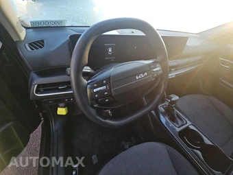 2025 Kia K4 LXS - miniatura 11