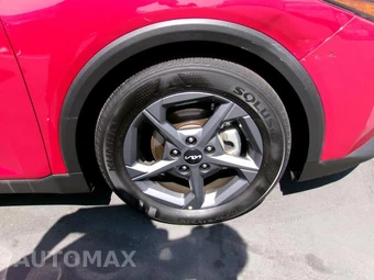 2025 Kia K4 LXS - miniatura 9