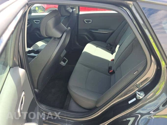 2025 Kia K4 LXS - miniatura 13