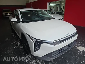 2025 Kia K4 LXS - miniatura 3