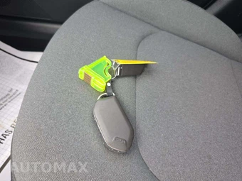 2025 Kia K4 LXS - miniatura 8