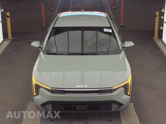 2025 Kia K4 LXS - miniatura 2