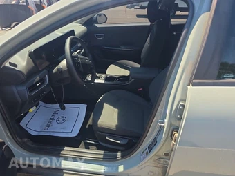 2025 Kia K4 LXS - miniatura 7
