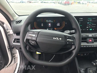 2025 Kia K4 LXS - miniatura 10
