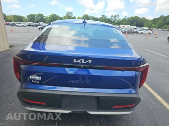 2025 Kia K4 LXS - miniatura 5