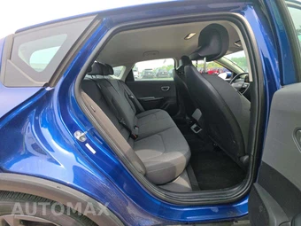 2025 Kia K4 LXS - miniatura 13