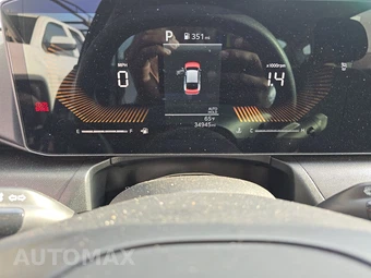 2025 Kia K4 LXS - miniatura 12