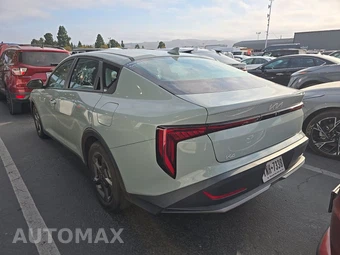 2025 Kia K4 LXS - miniatura 6