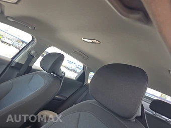 2025 Kia K4 LXS - miniatura 18