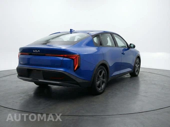 2025 Kia K4 LXS - miniatura 7