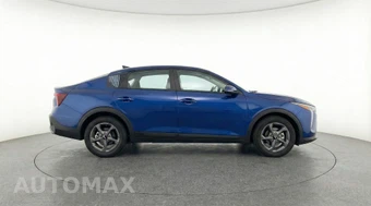 2025 Kia K4 LXS - miniatura 8