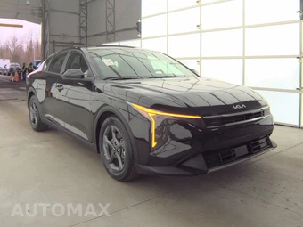 2025 Kia K4 LXS - miniatura 3