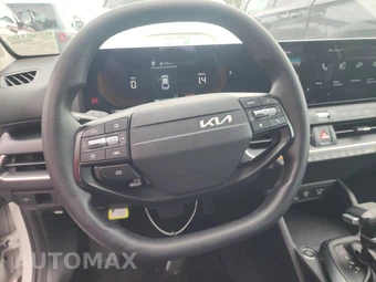2025 Kia K4 LXS - miniatura 10