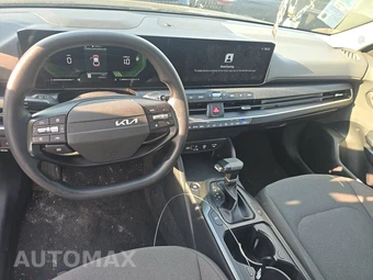 2025 Kia K4 LXS - miniatura 11