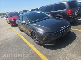 2025 Kia K4 LXS - miniatura 3