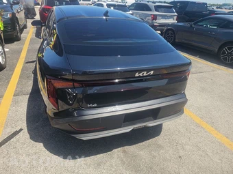 2025 Kia K4 LXS - miniatura 5
