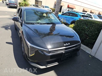2025 Kia K4 LXS - miniatura 2