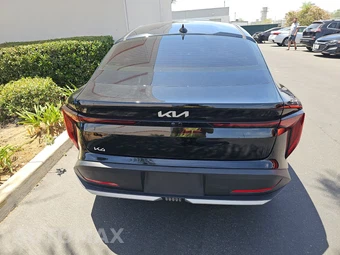 2025 Kia K4 LXS - miniatura 5