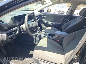 2025 Kia K4 LXS - miniatura 7