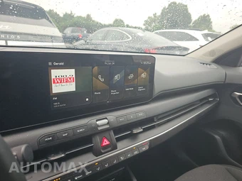 2025 Kia K4 LXS - miniatura 11