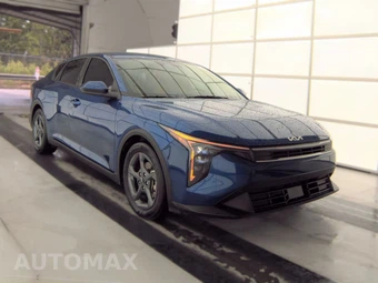 2025 Kia K4 LXS - miniatura 3