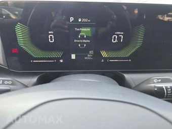 2025 Kia K4 LXS - miniatura 9
