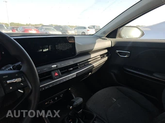 2025 Kia K4 LXS - miniatura 11