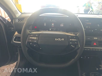 2025 Kia K4 LXS - miniatura 10