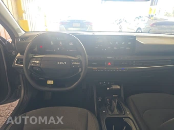2025 Kia K4 LXS - miniatura 11