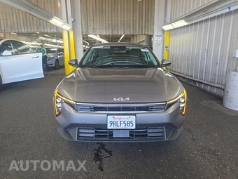 2025 Kia K4 LXS - miniatura 2