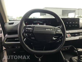 2025 Kia K4 LXS - miniatura 10