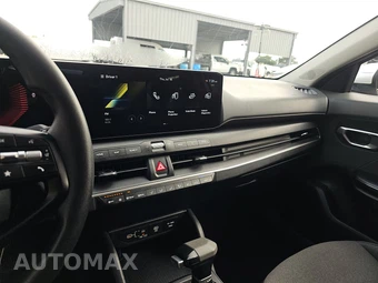 2025 Kia K4 LXS - miniatura 11