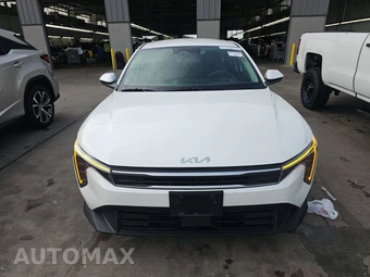2025 Kia K4 LXS - miniatura 2