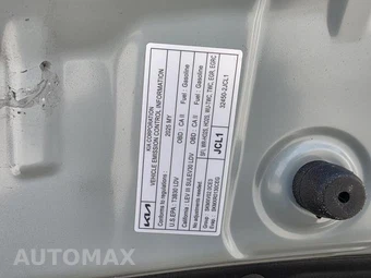 2025 Kia K4 LXS - miniatura 3