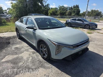 2025 Kia K4 LXS - miniatura 6