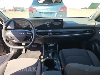 2025 Kia K4 LXS - miniatura 11