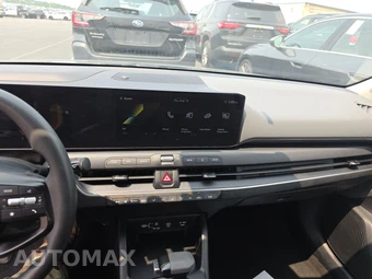 2025 Kia K4 LXS - miniatura 11