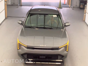 2025 Kia K4 LXS - miniatura 2