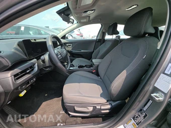 2025 Kia K4 LXS - miniatura 7