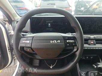 2025 Kia K4 LXS - miniatura 10