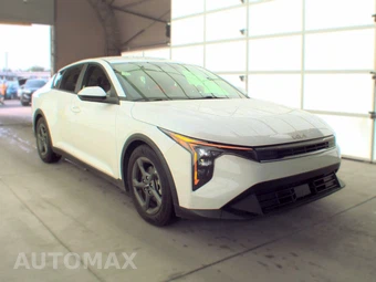 2025 Kia K4 LXS - miniatura 3