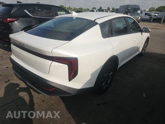 2025 Kia K4 LXS - miniatura 4
