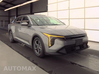 2025 Kia K4 LXS - miniatura 3