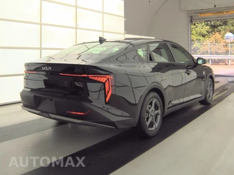 2025 Kia K4 LXS - miniatura 4