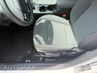 2025 Kia K4 LXS - miniatura 13