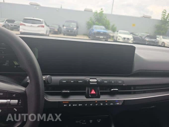 2025 Kia K4 LXS - miniatura 10